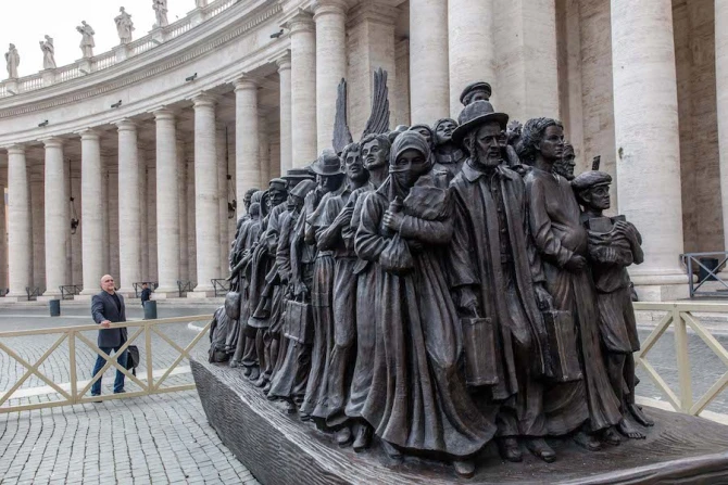 Pope Francis: Faith Of Migrants And Refugees Bears Witness To ‘Hope For The Future’