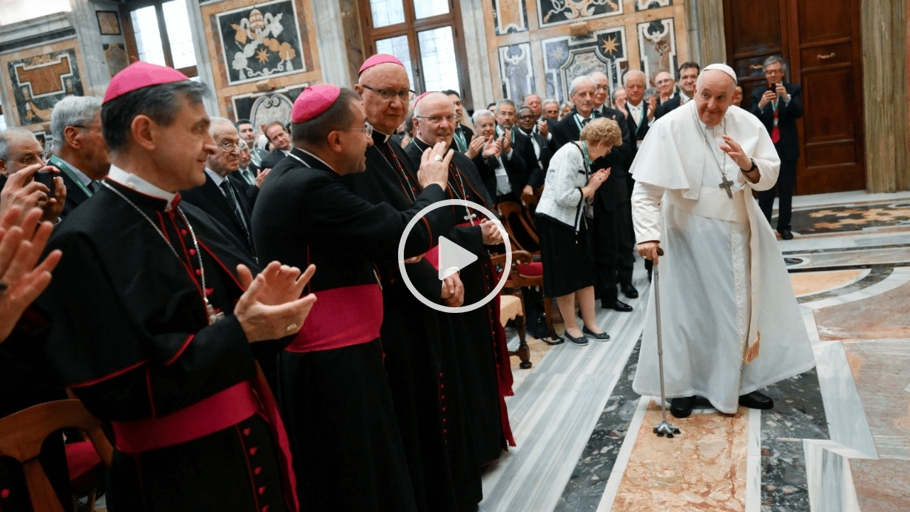 Pope Greets Foundation Established by St. John Paul II Celebrating 30 Years