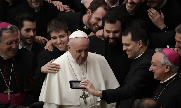 Vatican sends letter of concern to the German Bishops' Conference