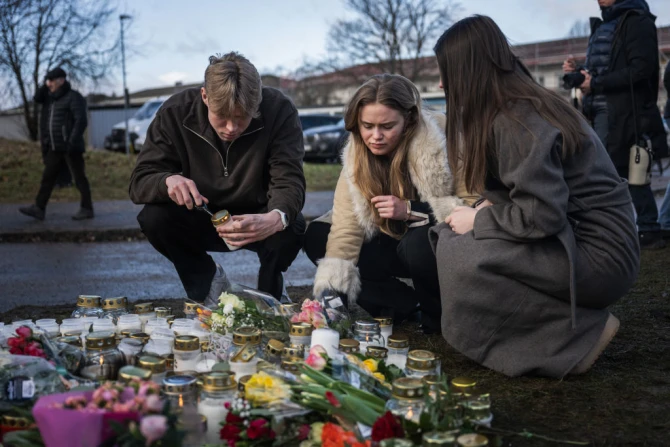 Pope Francis Prays For Victims, Grieving Families Of Tragic School Shooting In Sweden