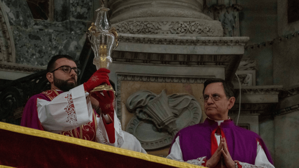 Vatican: Holy Lance of St. Longinus, Pope Francis returns to Vatican, 24 Hours for the Lord