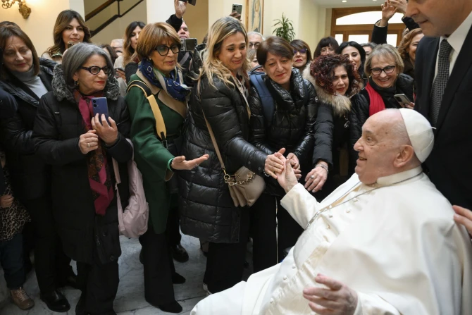 Pope Francis Praises Midwives, OB-GYNs Who Welcome Babies With ‘Humanity’