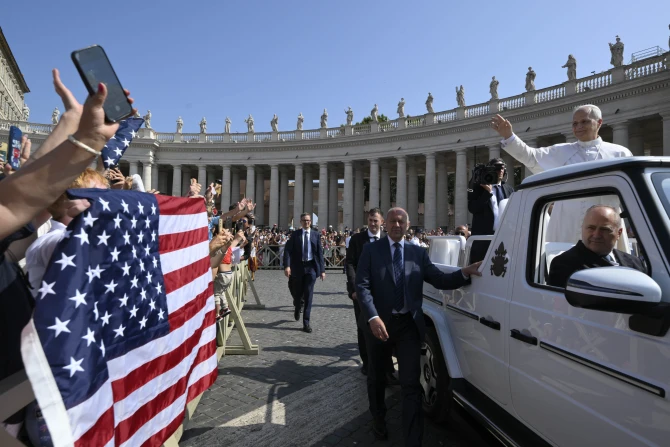 Vatican plugs Peter’s Pence donations to help Leo XIV in his mission