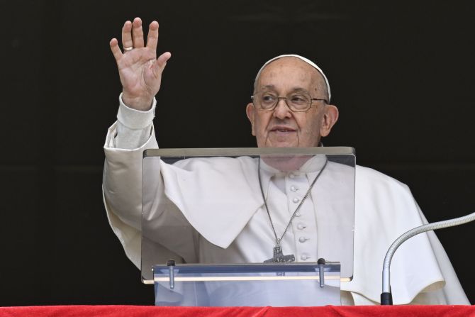 Pope Francis: Let us thank the Lord for our friends